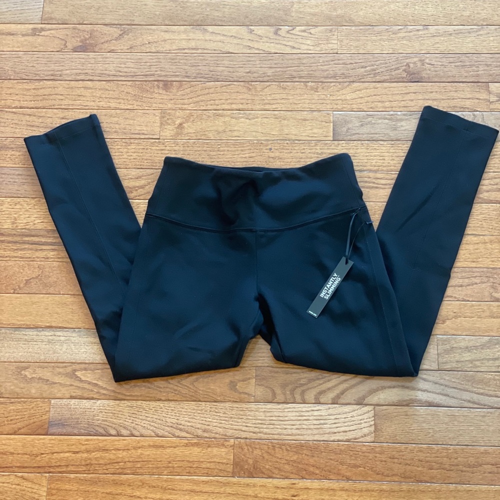 NWT WHBM Black Medium (Short Length) Leggings